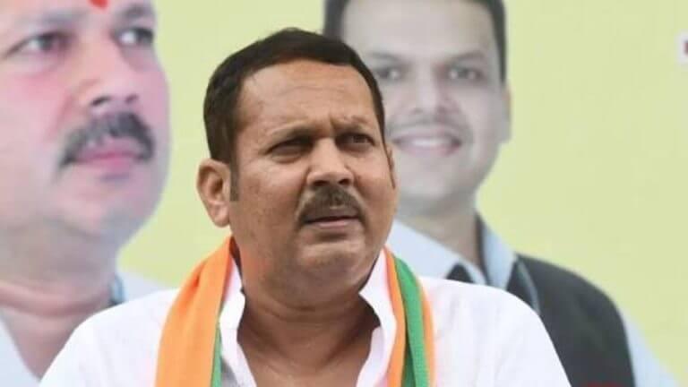 Satara News : महाराज साहेब, तिकीट द्या, नाहीतर फास लावायला दोरी द्या