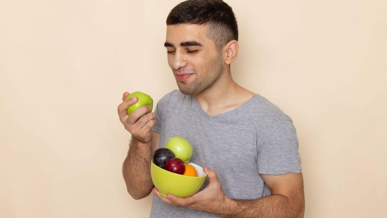 पचनक्रिया सुधारण्यासाठी जेवणानंतर खा ‘ही’ ४ फळे, मिळेल फायदा