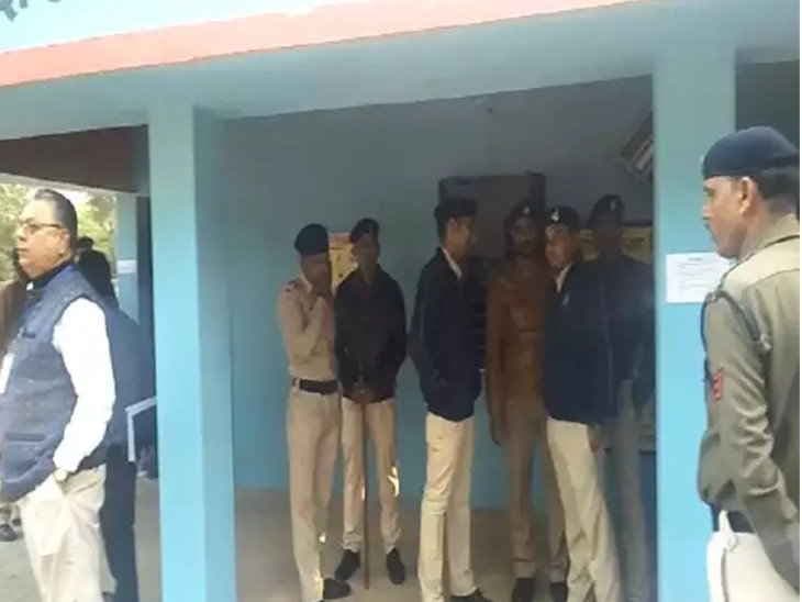 अनूपपुर के मोहरी पोलिंग बूथ पर वोटिंग जारी , 11 बजे तक 27 प्रतिशत मतदान