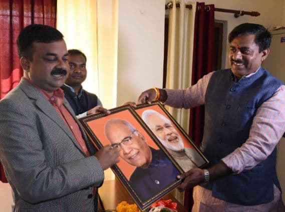 भारत माता की जय के साथ गांधीवादी तरीके से कोलार तहसील का हुआ भव्य शुभारम्भ