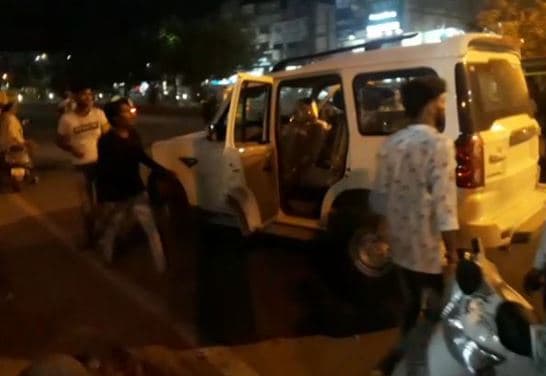 पुलिस चैकिंग में व्यस्त, चौराहे पर स्कॉर्पियो सवार बदमाशों ने किया अपहरण का प्रयास