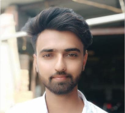 किसान के बेटे का MBBS में चयन, गांव में जश्न का माहौल