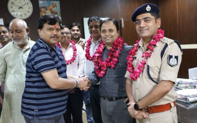 मिलावटखोरों के खिलाफ NSA की कार्रवाई, मंत्री ने किया एसपी-कलेक्टर का सम्मान