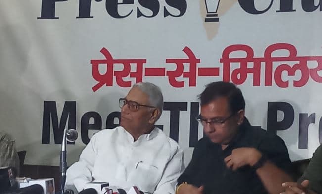 इस चुनाव में राजनीति की भाषा गिरी, पीएम मोदी इसके लिए दोषी हैं: यशवंत सिन्हा