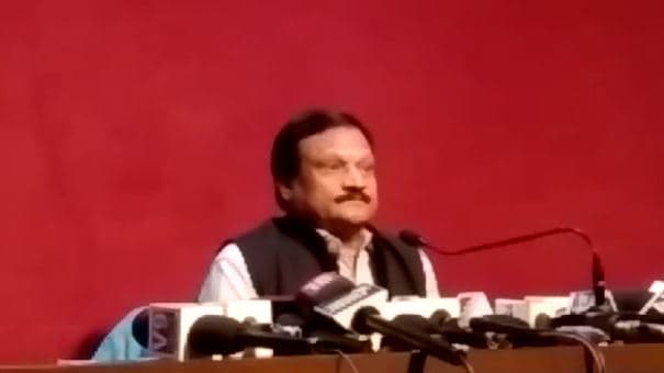 शिवराज अपने अनर्गल बयानों से जनता को भ्रमित कर रहे: मंत्री सज्जन वर्मा