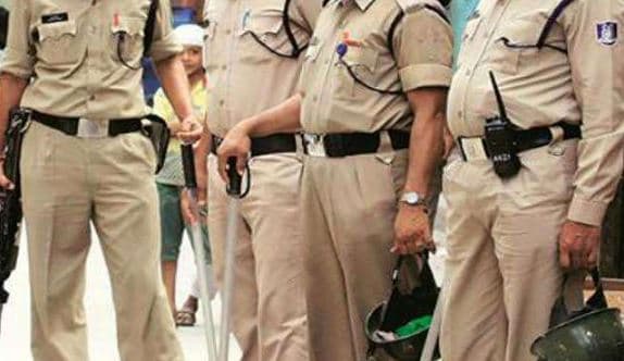 हवालात में किसान की मौत पर बवाल, पूरा थाना सस्पेंड