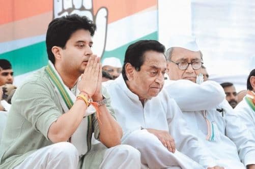 CM के नाम के ऐलान में देरी, 5वीं बार बदला विधायक दल की बैठक का समय