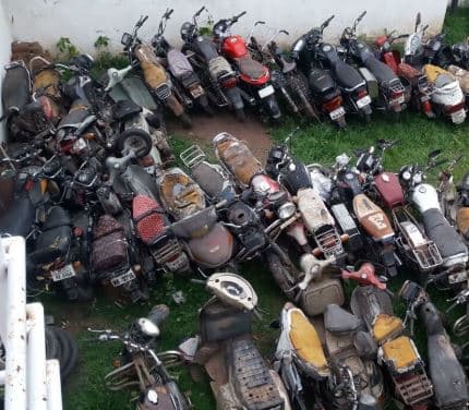 वन विभाग के डिपो में जब्त वाहनों से कलपुर्जे गायब, जिम्मेदार बने अनभिज्ञ