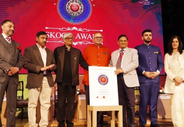 कमिश्नर डॉ. भार्गव मीजल्स-रूबेला अभियान में राष्ट्रीय स्कॉच अवार्ड से सम्मानित