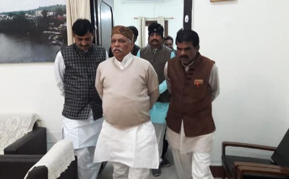 प्रभात झा का हमला-अपने ही नेताओं और संकल्प पत्र का विरोध कर रही कांग्रेस