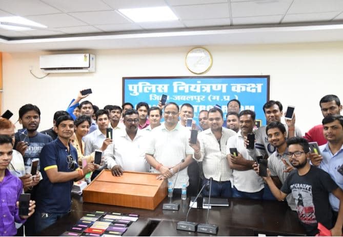 पुलिस की इस पहल से खिल उठे लोगों के चेहरे
