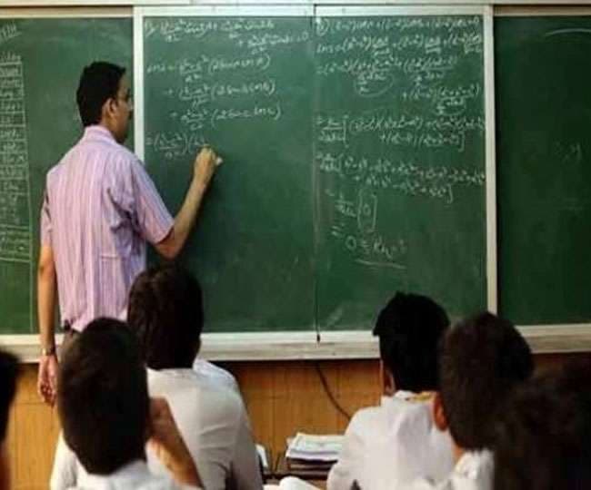 एमपी अजब है: अब शिक्षकों पर फेरों की जिम्मेदारी