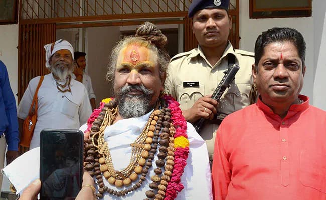 कम्प्यूटर बाबा ने सीएम शिवराज पर फिर लगाए संतों की उपेक्षा के आरोप