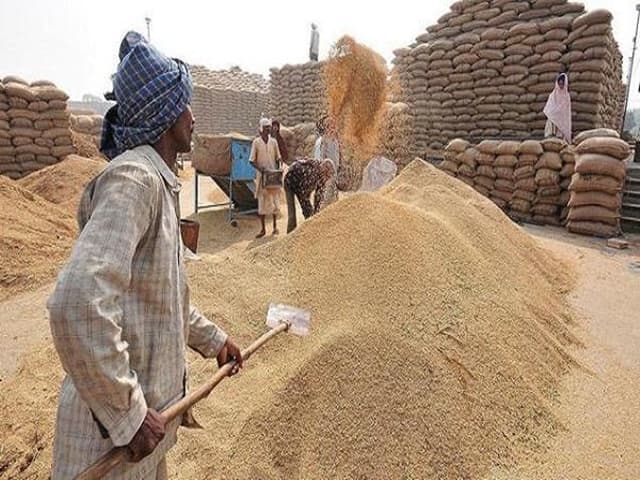 एमपी के इस ज़िले में 13 हज़ार किसानों के अटके 58 करोड़