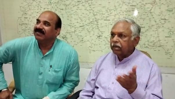 गोडसे विवाद पर पचौरी ने बीजेपी पर साधा निशाना, दोहरे चरित्र पर उठाए सवाल