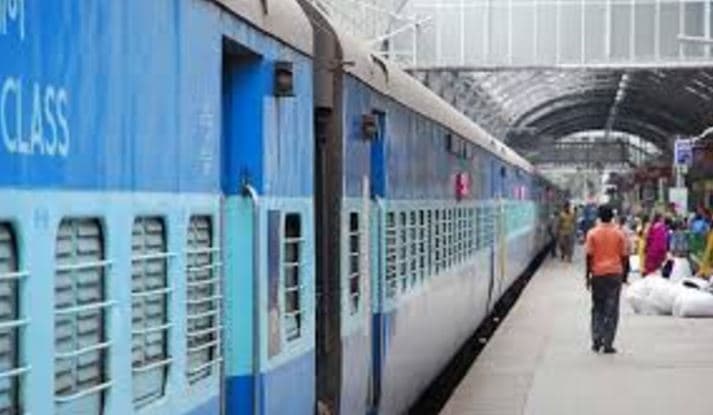 घर से भागे 7 बच्चों को आरपीएफ ने पकड़ा, पढ़ाई के लिए डांट पड़ी तो ट्रैन में चढ़ गए