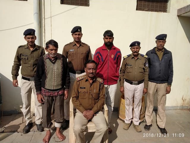 बदमाश भीमा के दो मददगार पुलिस पकड़ में, सामान जब्त
