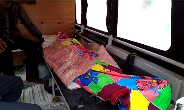दिनदहाडे़ दसवीं की छात्रा की अज्ञात हमलावर ने की घर में घुसकर हत्या