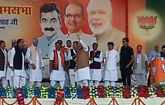 किसानों की बात करने वाले राहुल फसलों के नाम भी नहीं बता सकते : शाह