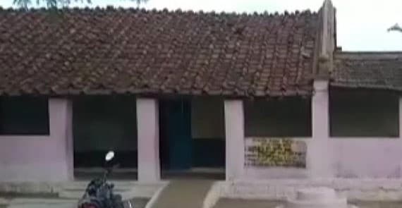 जान जोखिम में डालकर कैसे ‘स्कूल चले हम’