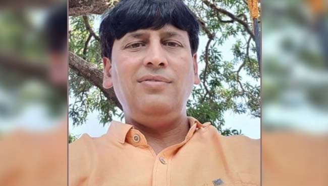 दो जिलों के अधिकारियों को इस तहसीलदार की तलाश, छह महीने से दफ्तर से हैं गायब