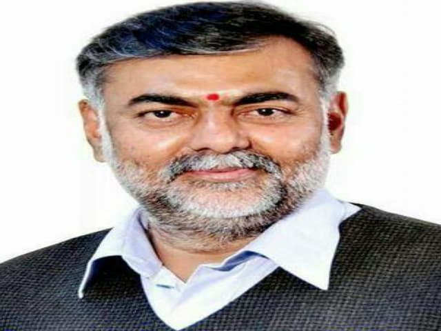 प्रहलाद पटेल की बढ़ी मुश्किलें, नामांकन रोकने कांग्रेस नेत्री ने SC में दायर की याचिका