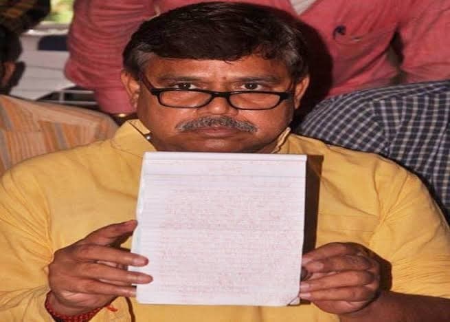 खाद्य मंत्री के जिले में खाद्यान पर संकट! जिले में 172 लाख 10 हजार, अंचल में 11 करोड़ 58 लाख की उधारी