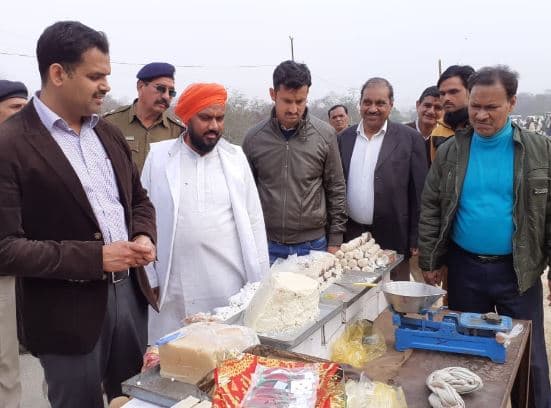 रतनगढ माता मंदिर का कलेक्टर ने किया निरीक्षण, दिये साफ सफाई के निर्देश