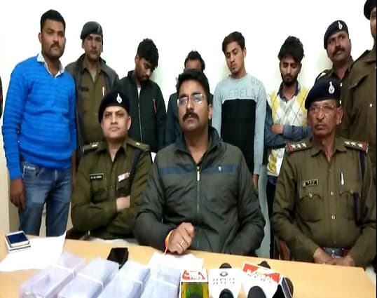 पुलिस ने पकड़े अंतराज्यीय एटीएम चोर, एटीएम से करते थे ठगी