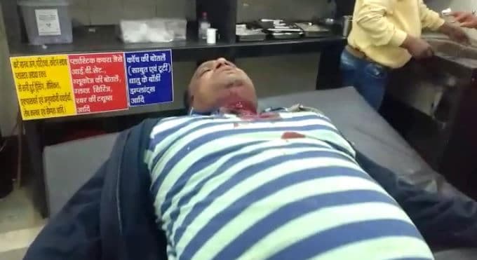 निगम कर्मचारी पर चाकूओं से हमला, विरोध में हड़ताल का एलान