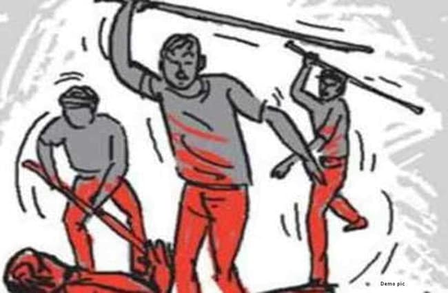किसान की पीट-पीटकर हत्या, बंधक बना बरसाते रहे लाठियां, हड्डियां हुई चकनाचूर
