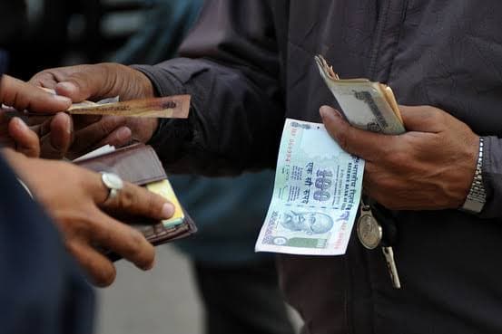 लोकायुक्त का छापा, रंगे हाथ पकड़ाया असिस्टेंट सर्जन