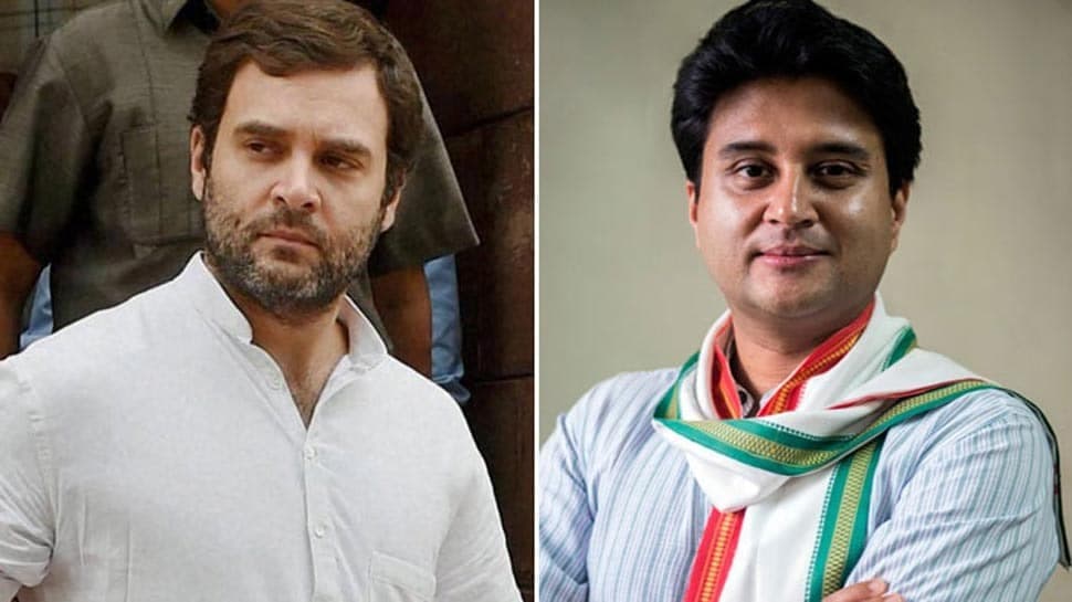 राहुल गांधी ने सिंधिया को किया इग्नोर