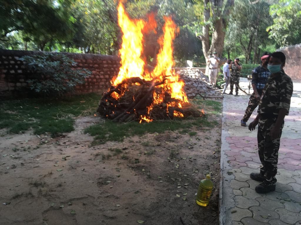 चिड़ियाघर के सबसे वृद्ध सदस्य की मौत, नियमानुसर किया गया अंतिम संस्कार