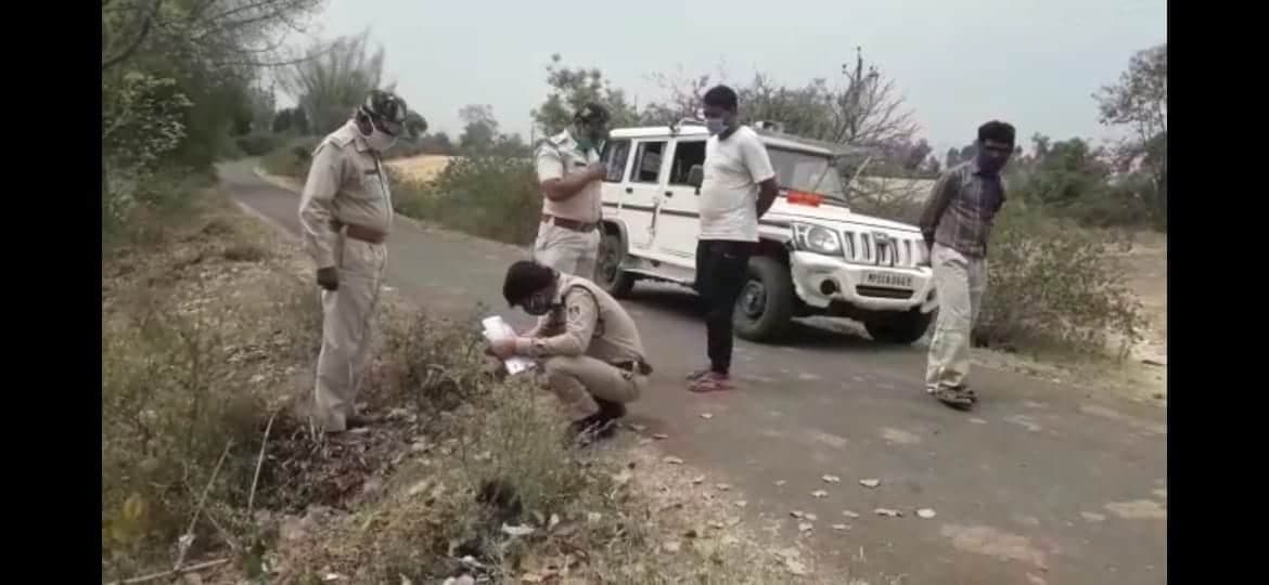 जबलपुर: पुरानी रंजिश में दिनदहाड़े एक युवक की हत्या, पुलिस पड़ताल में जुटी