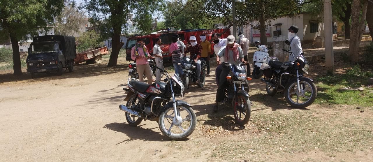 सब इंस्पेक्टर को लॉकडाउन का पालन कराना पड़ा महंगा, राजनीतिक दबाव में किये गए लाइन अटैच!