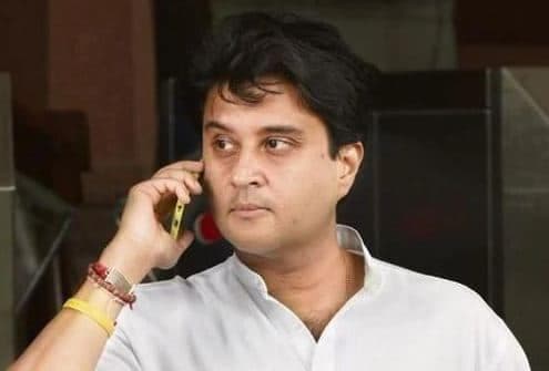 शिवराज से बोले सिंधिया, ऐसे लोगों पर हो कठोर कार्रवाई