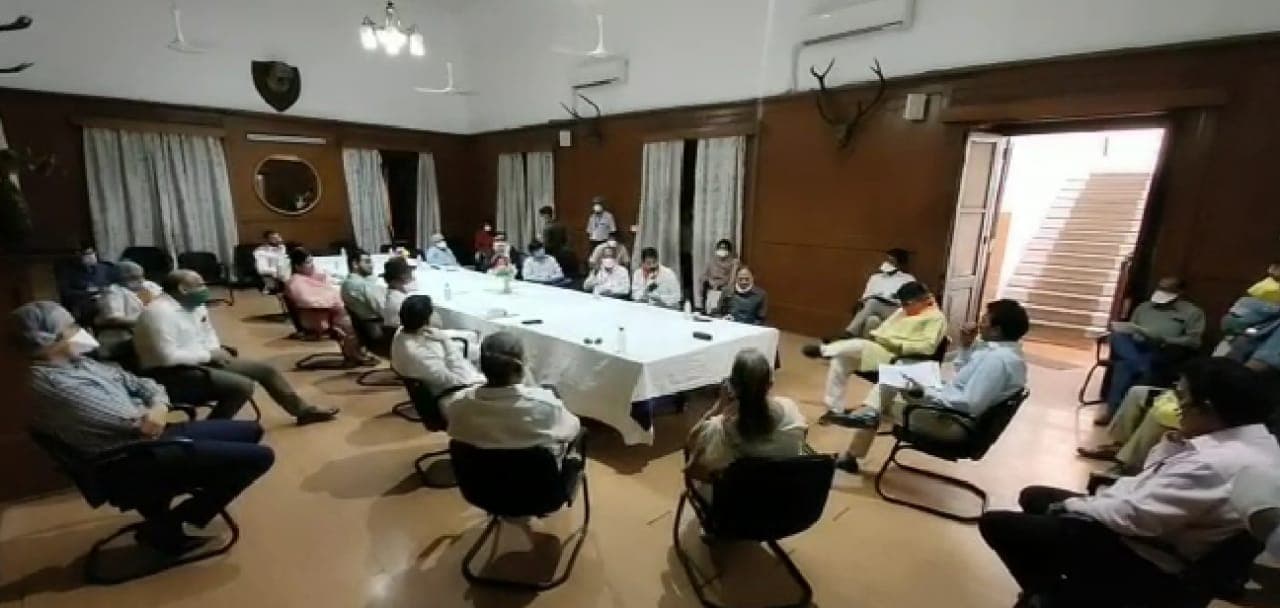 RED ZONE इंदौर में कोरोना कंट्रोल करने में इसलिए आ रही है प्रशासन को दिक्कत, जानिये सच्चाई