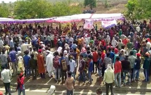 मध्यप्रदेश-महाराष्ट्र बॉर्डर पर फिर मजदूरों ने किया चक्काजाम