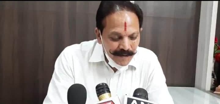 पूर्व विधायक का बड़ा बयान, कहा- हनुमान चालीसा पढ़िए, भागेगा Corona
