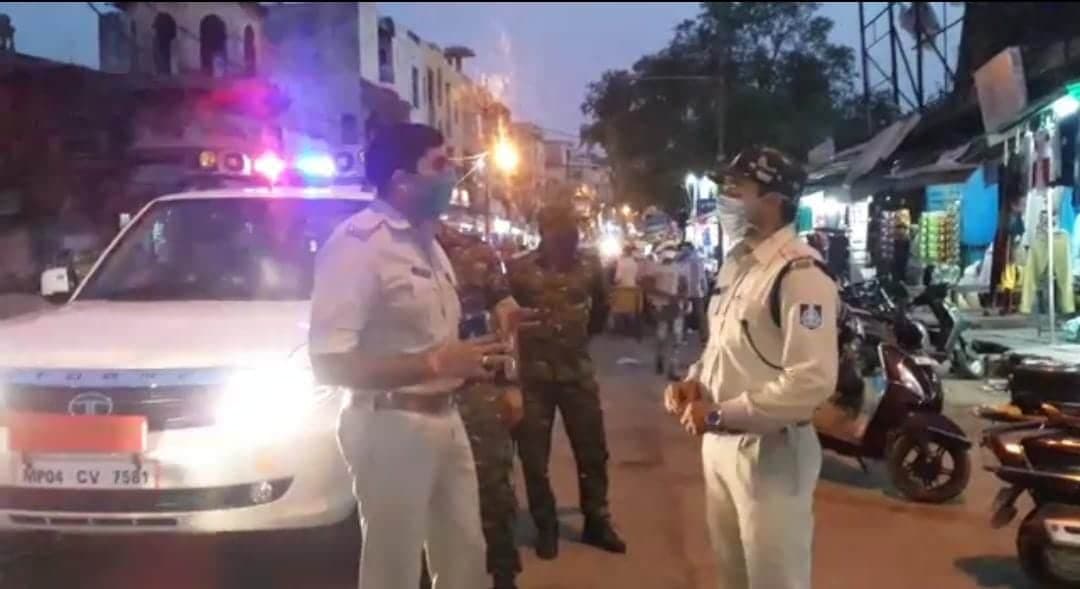 बिना मास्क लगाए घूम रहे लोगों पर SP सख़्त, अधिकारियों को दिए कड़े निर्देश