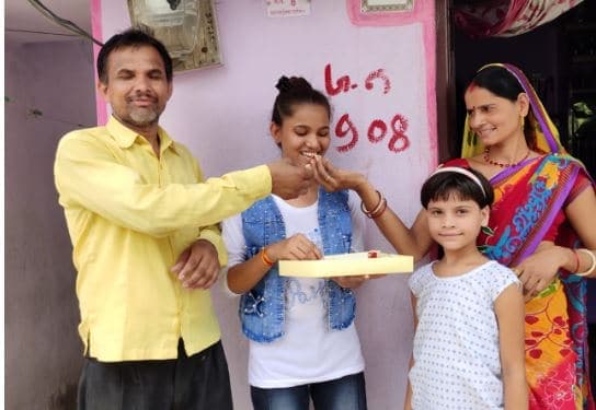 10th Result : महू की कविता लोधी ने पाया पहला स्थान