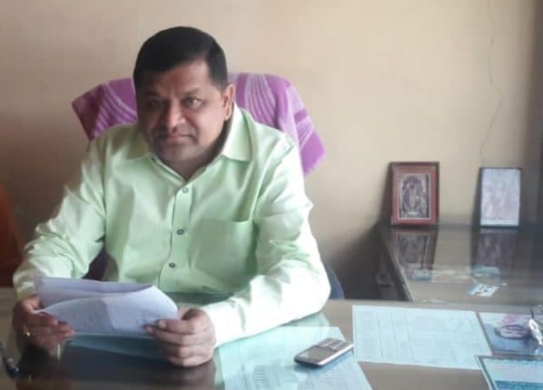 अस्पताल में शराबखोरी करते धराया डॉक्टर, जिला कांग्रेस अध्यक्ष ने की निलंबित करने की मांग