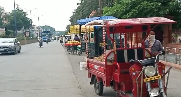 Corona Effect: अब इंदौर में रोड़ पर ठेले दिखे तो होगी ये कार्रवाई, प्रशासन हुआ सख्त
