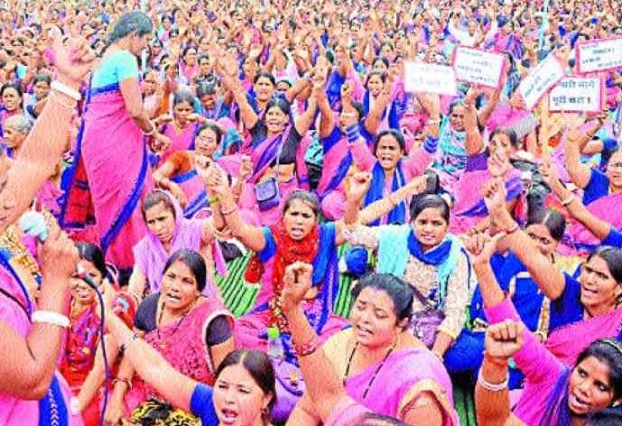 कोरोना संकटकाल के बीच आंगनबाड़ी कार्यकर्ताओं को मिला ये बड़ा झटका, जानिए