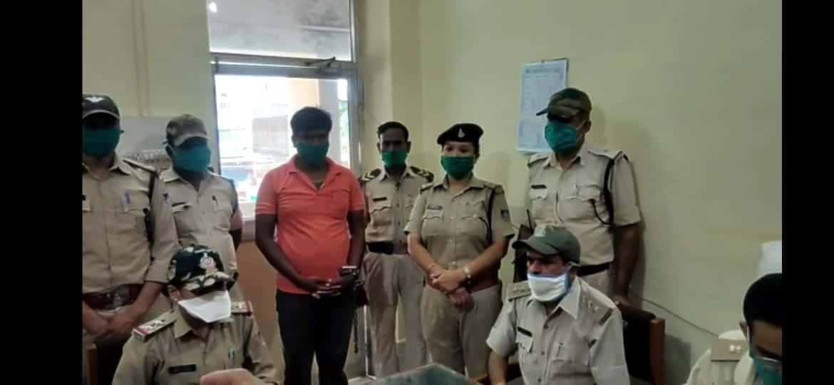 लॉकडाउन के बीच साढ़े चार लाख का माल बरामद, स्मैक तस्कर गिरफ्तार