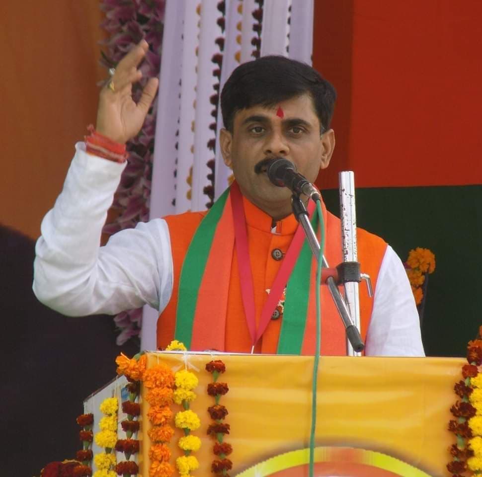 अवैध रेत कारोबार को लेकर भाजपा विधायक की नाराजगी, कलेक्टर से की कार्रवाई की मांग