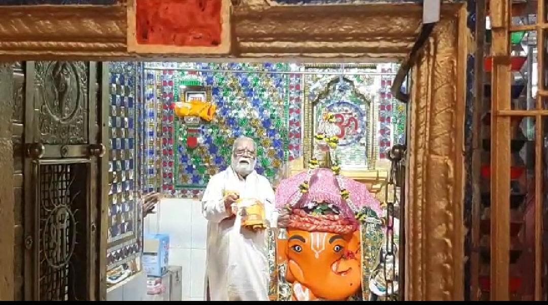 यहां हर दिन बदलता है श्रीगणेश का रूप, उल्टे स्वास्तिक से होती है मन्नतें पूरी