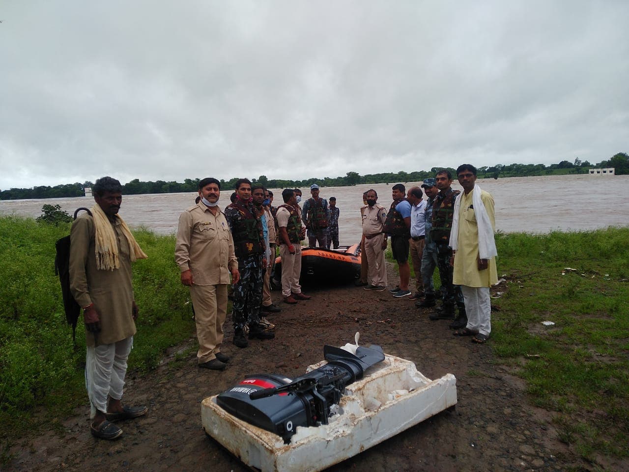 पार्वती नदी का जलस्तर बढ़ा, पुजारी सहित एक व्यक्ति मंदिर में फंसे, NDRF की टीम मौके पर मौजूद