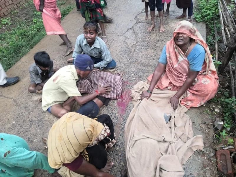दर्दनाक हादसा : दीवार गिरने से चार बच्चों की मौत, पसरा मातम